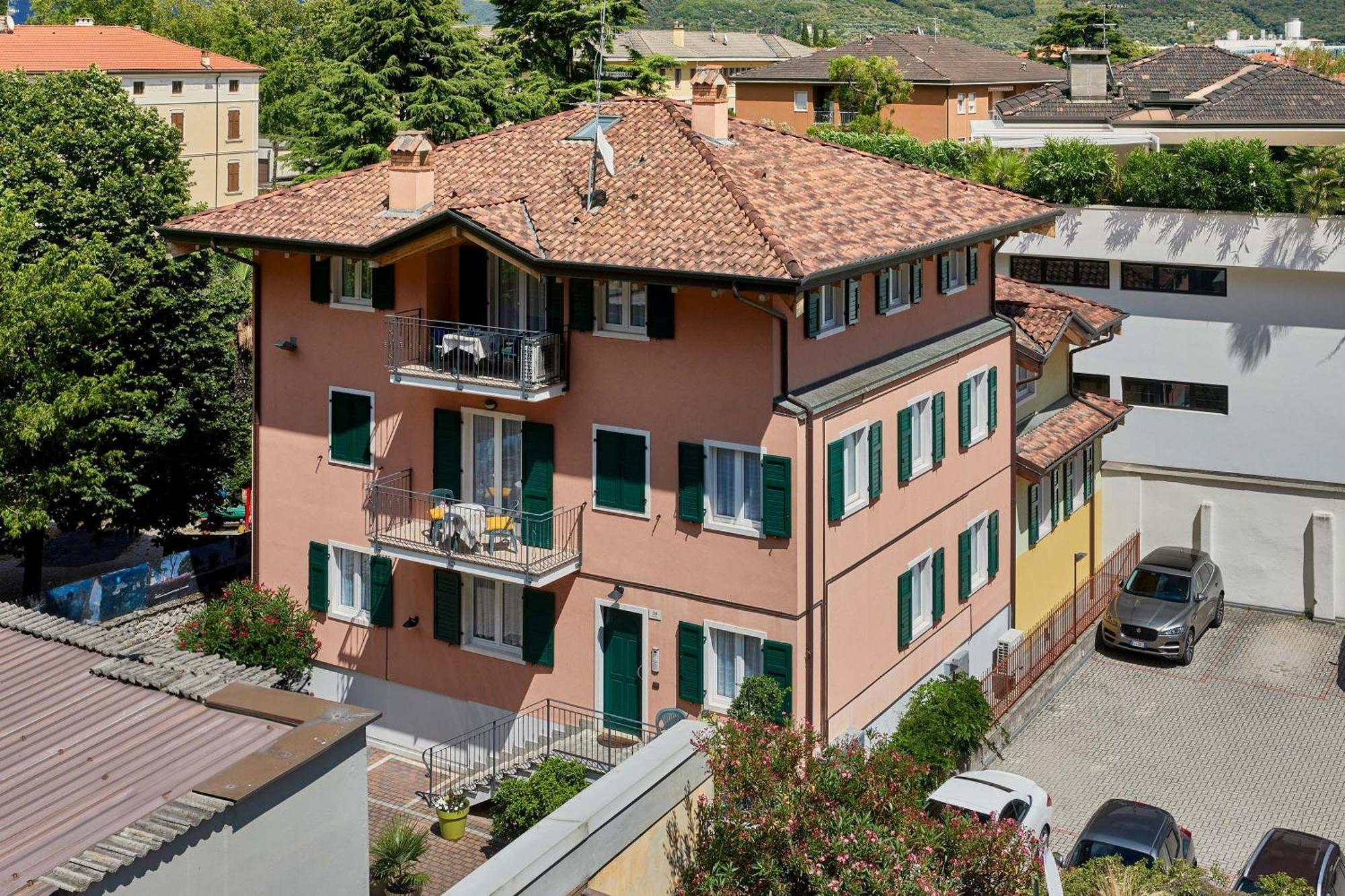 Deluxe Mit 2 Balkonen Riva del Garda